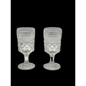 Vintage Set Of 2 Anchor Hocking Wexford Pattern Stemmed Wine Glasses 8oz.  6.5"